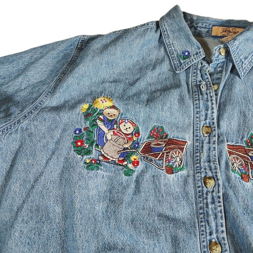 Vintage Womens Bear Embroidered Denim Shirt Size 26/28W Blue 90s Grandmacore - Picture 5 of 8